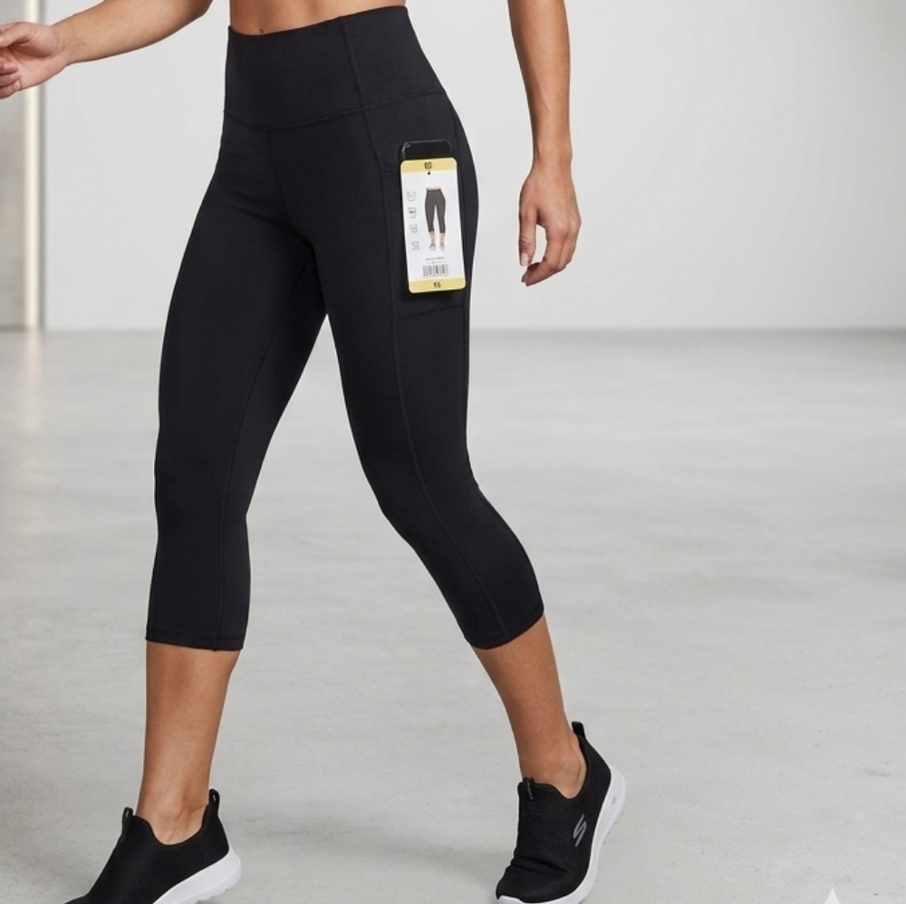 Skechers GO WALK Black High Waisted Capri Leggings with Pockets NWT Size S